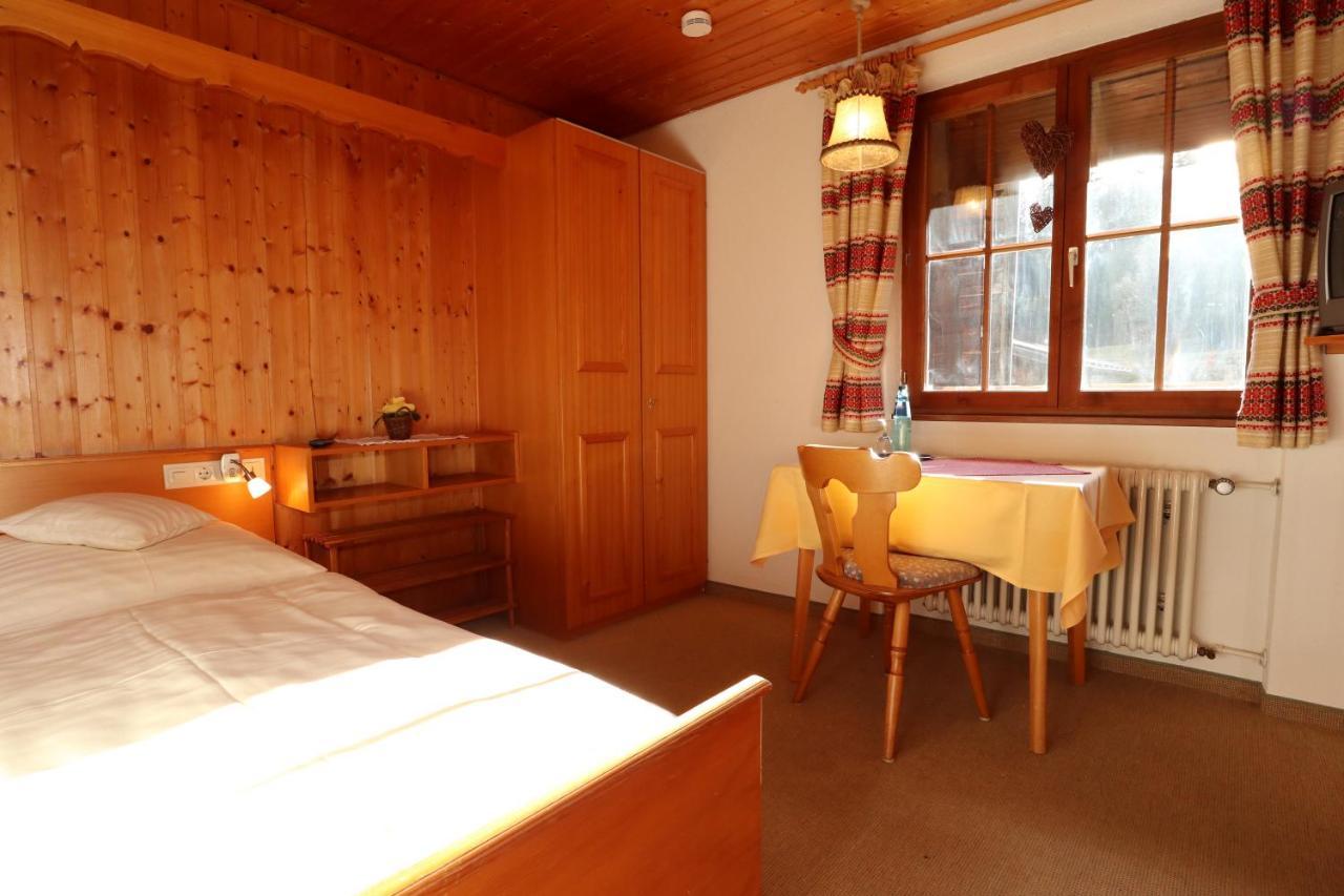 Hoehenpension Glashuette Bed&Breakfast Fruehstueckspension Hotel Garni Bonndorf im Schwarzwald Dış mekan fotoğraf